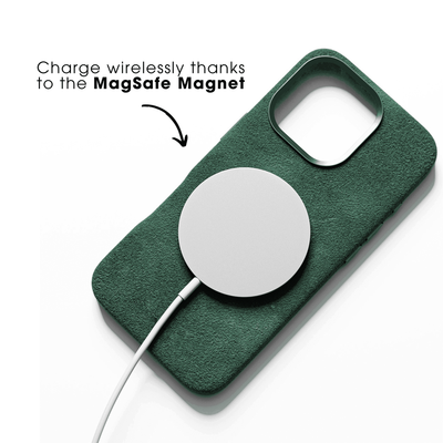 iPhone 16 Pro Max - Alcantara Case- Eclipse Green